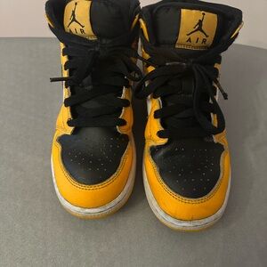Jordan Kids Sneakers - Black and Yellow